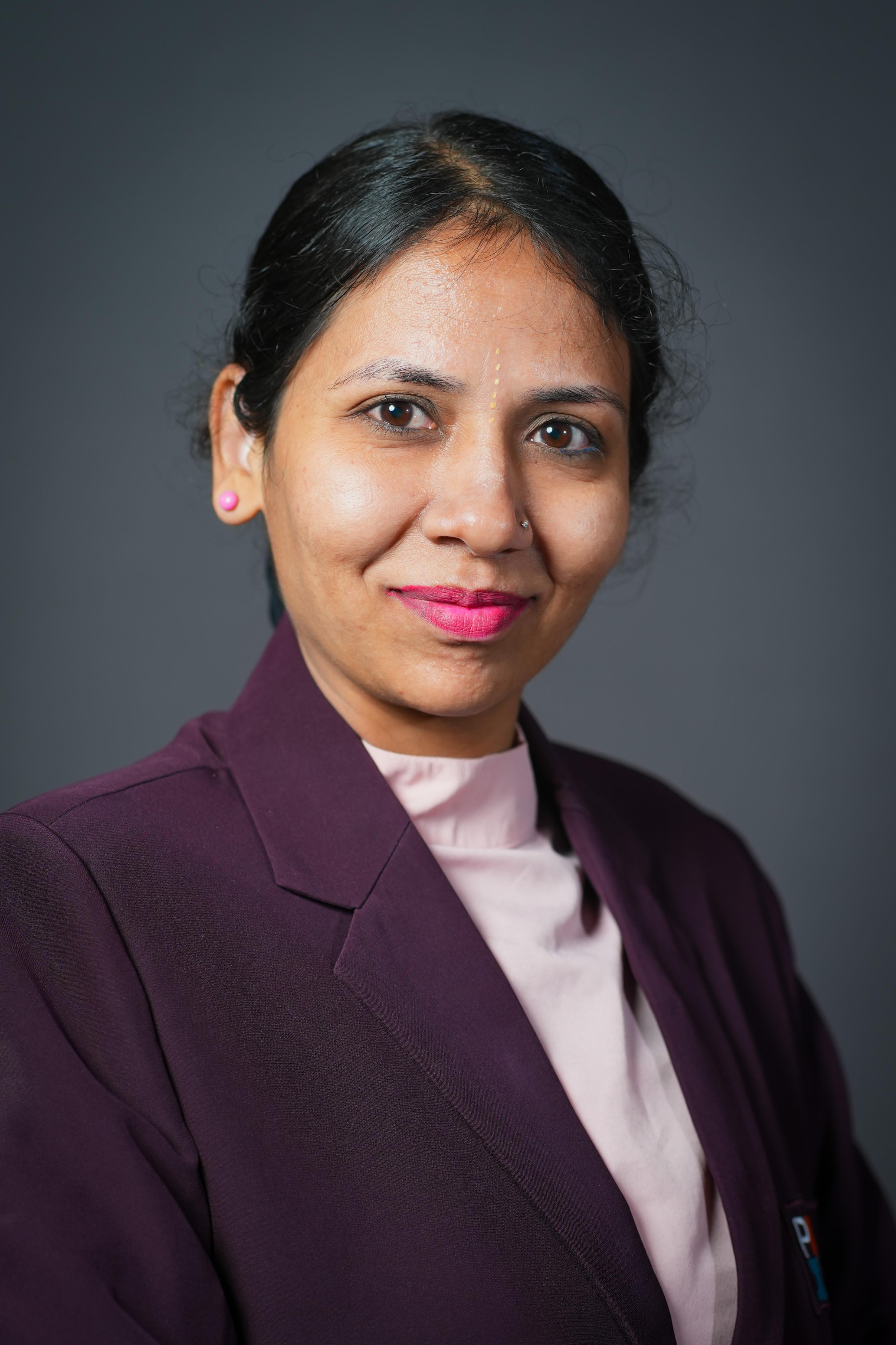 Priyanka_Shah_Headshot_Close.jpg
